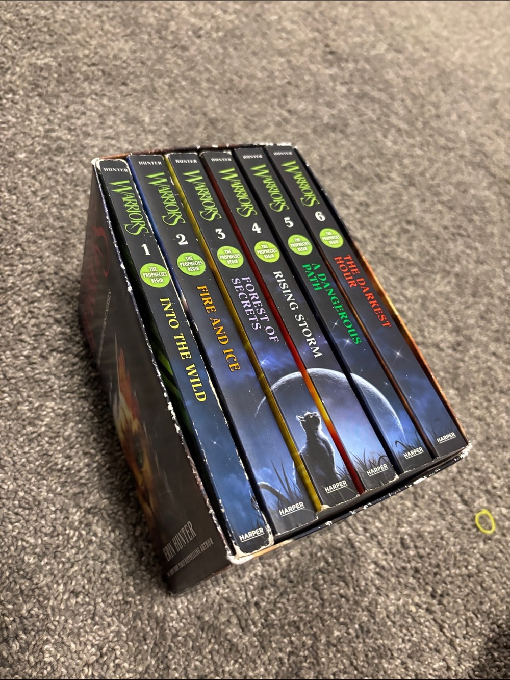 Hunter Warriors Paperback Box Set - Blue/Black/Green